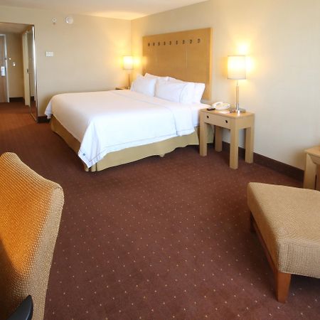 Holiday Inn Express Hotel & Suites Cd. Juarez - Las Misiones By Ihg Ngoại thất bức ảnh