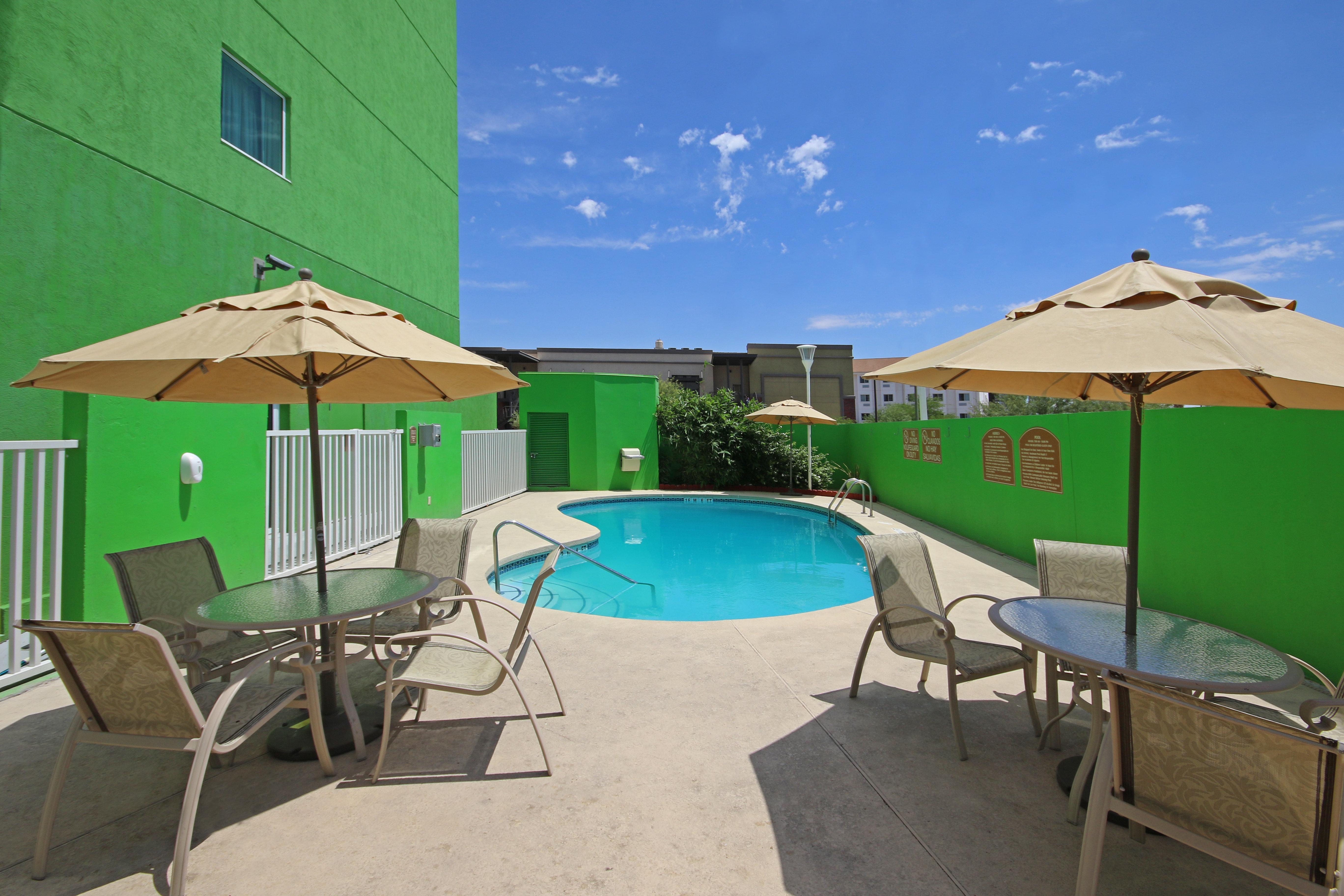 Holiday Inn Express Hotel & Suites Cd. Juarez - Las Misiones By Ihg Ngoại thất bức ảnh