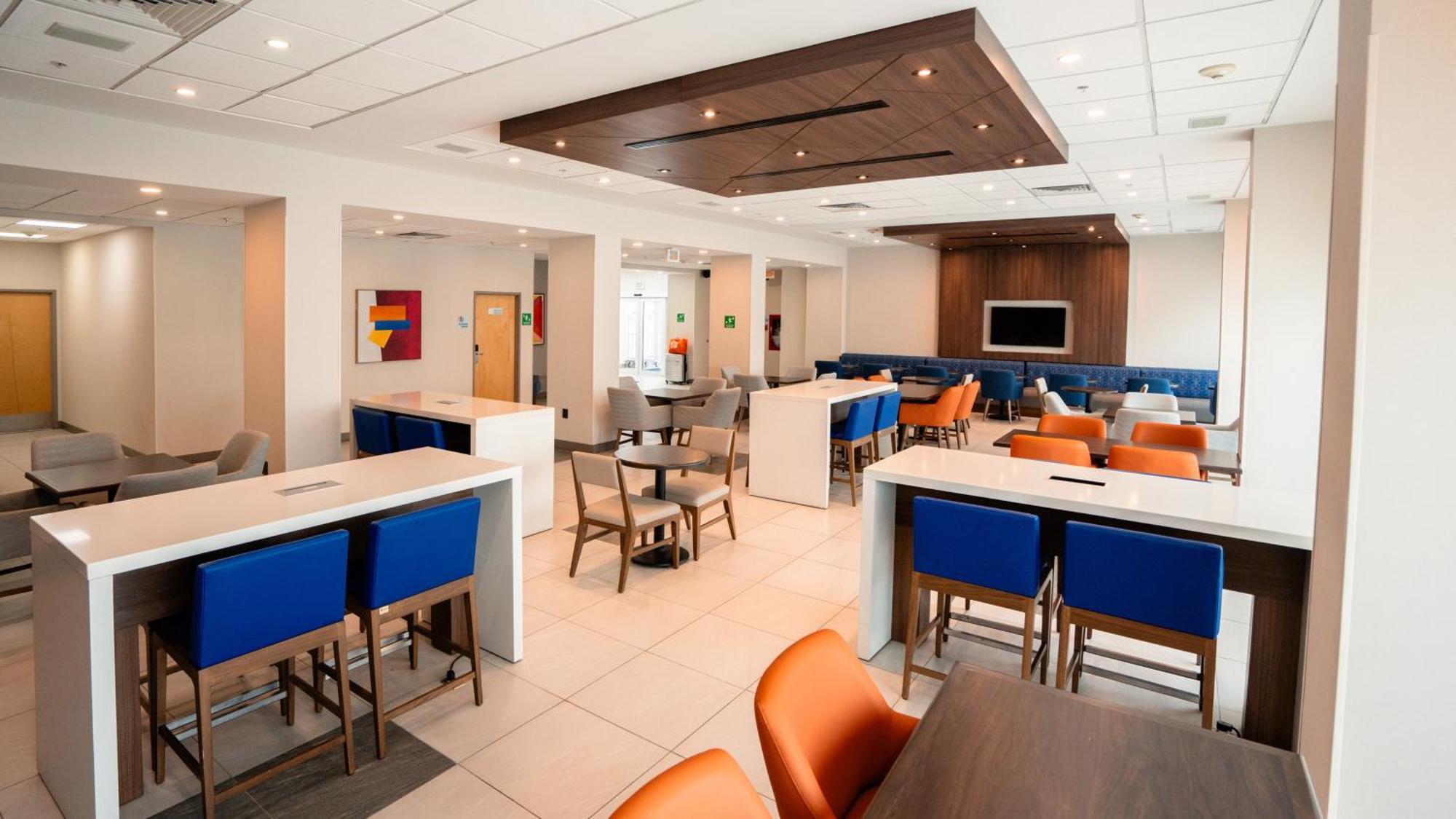 Holiday Inn Express Hotel & Suites Cd. Juarez - Las Misiones By Ihg Ngoại thất bức ảnh