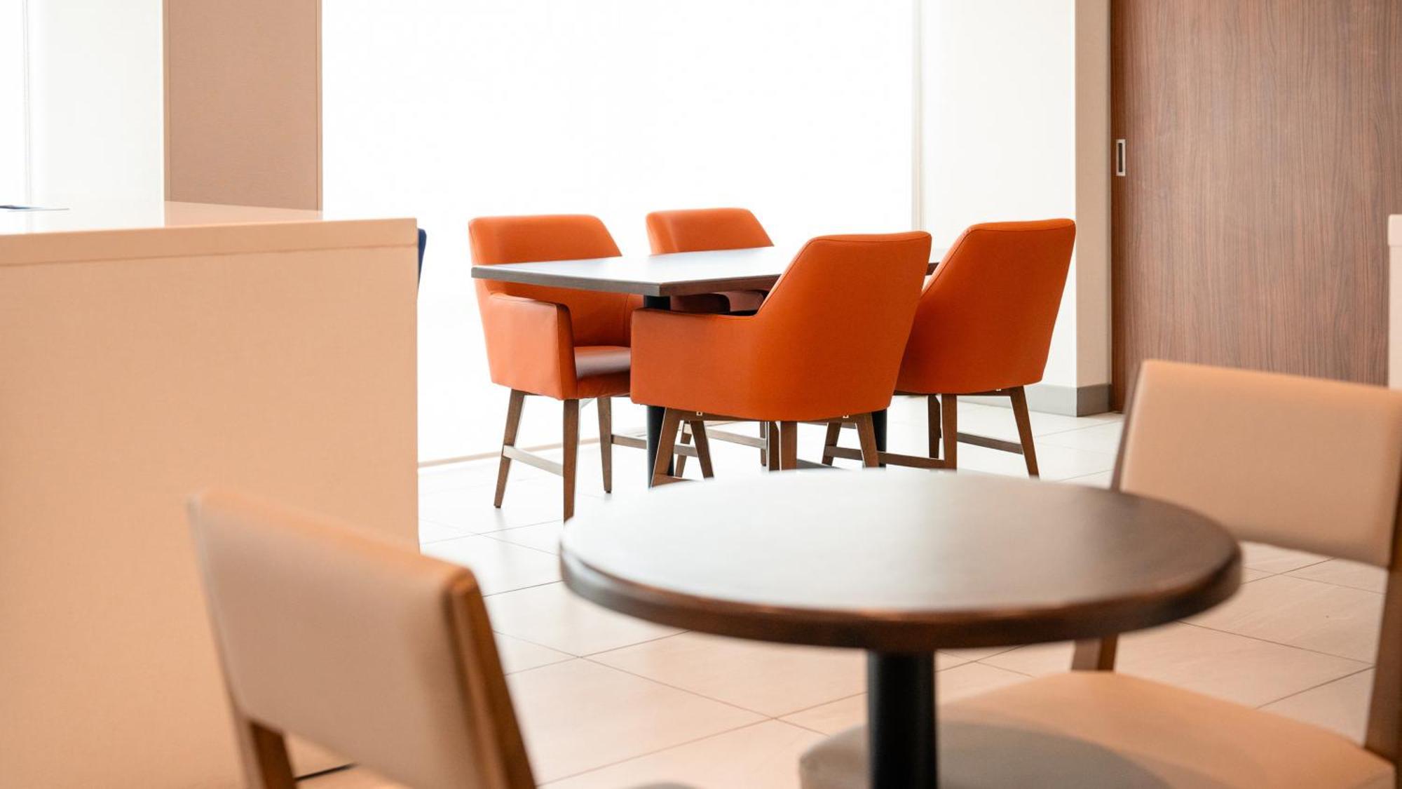 Holiday Inn Express Hotel & Suites Cd. Juarez - Las Misiones By Ihg Ngoại thất bức ảnh