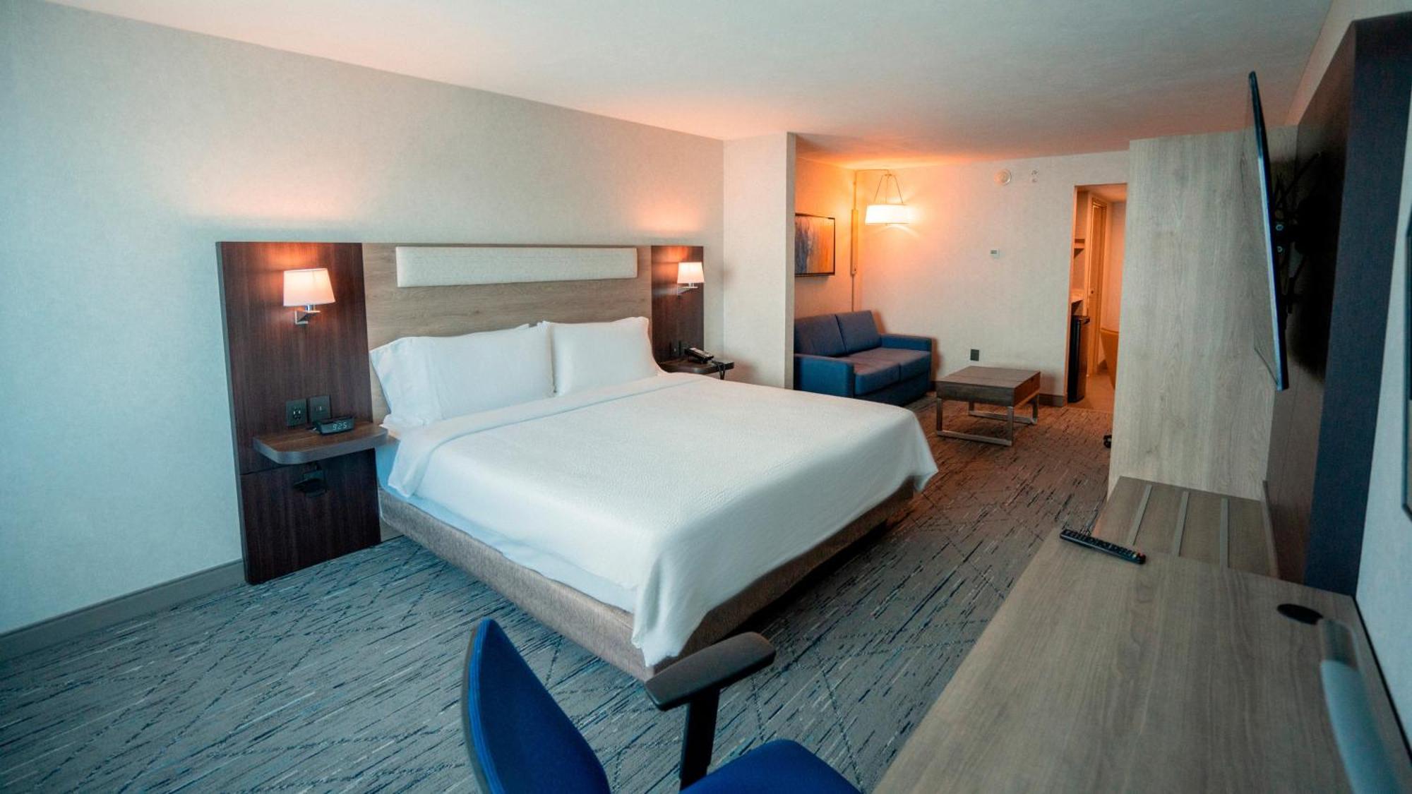 Holiday Inn Express Hotel & Suites Cd. Juarez - Las Misiones By Ihg Ngoại thất bức ảnh